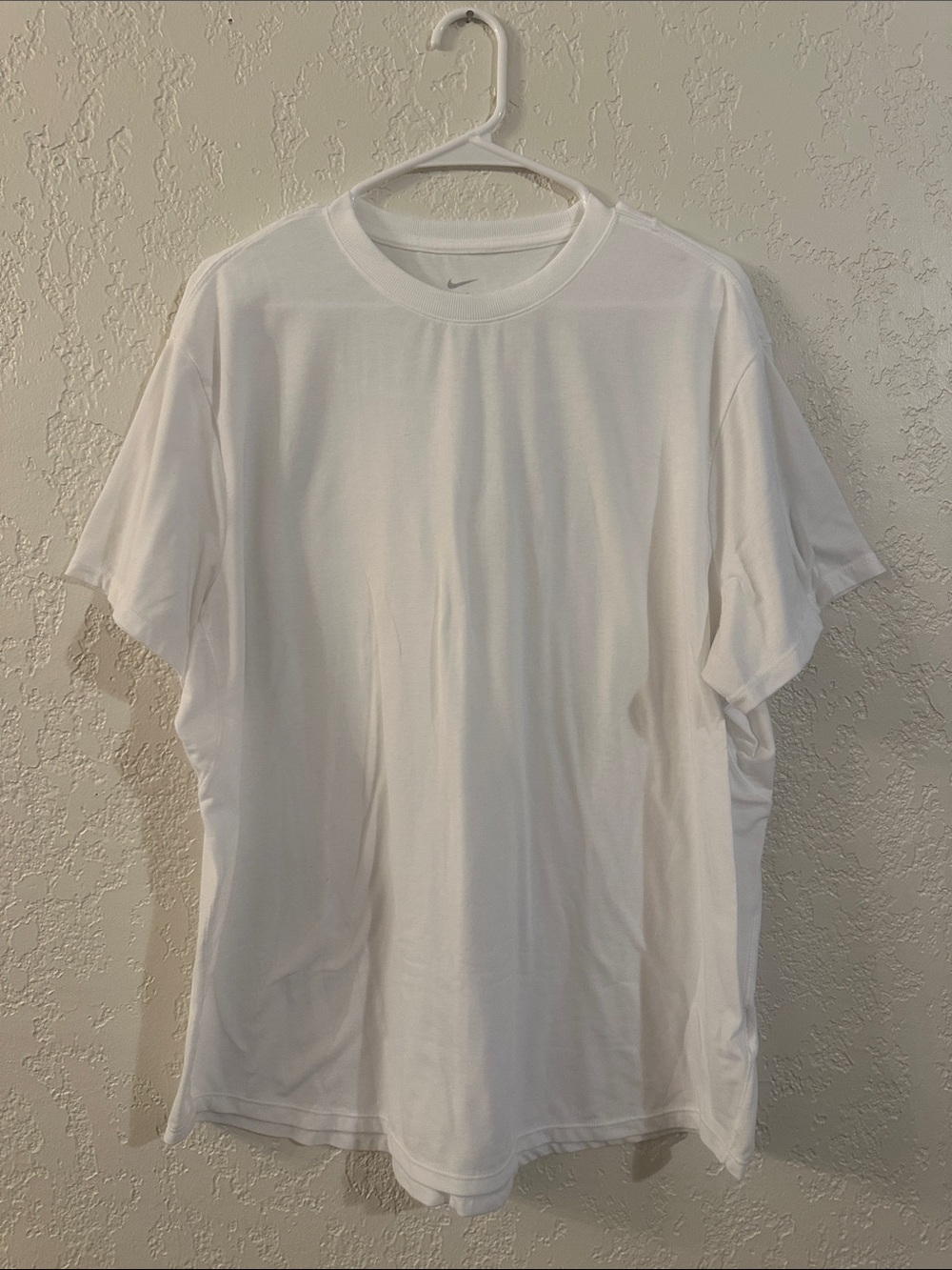 Nike White Short Sleeve Crew Tee